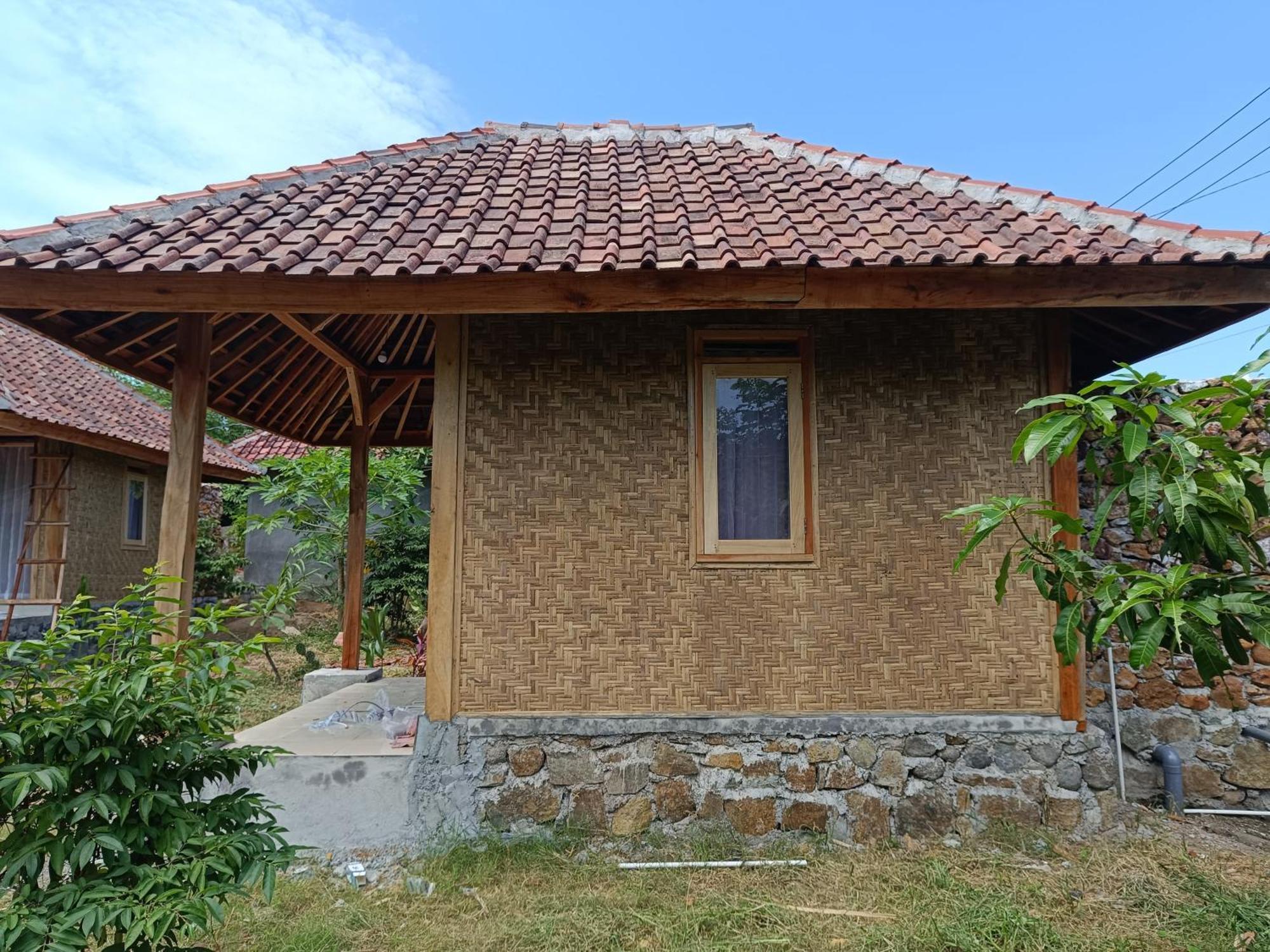 Hotel Melody Surf - Ekas Lombok Exterior foto
