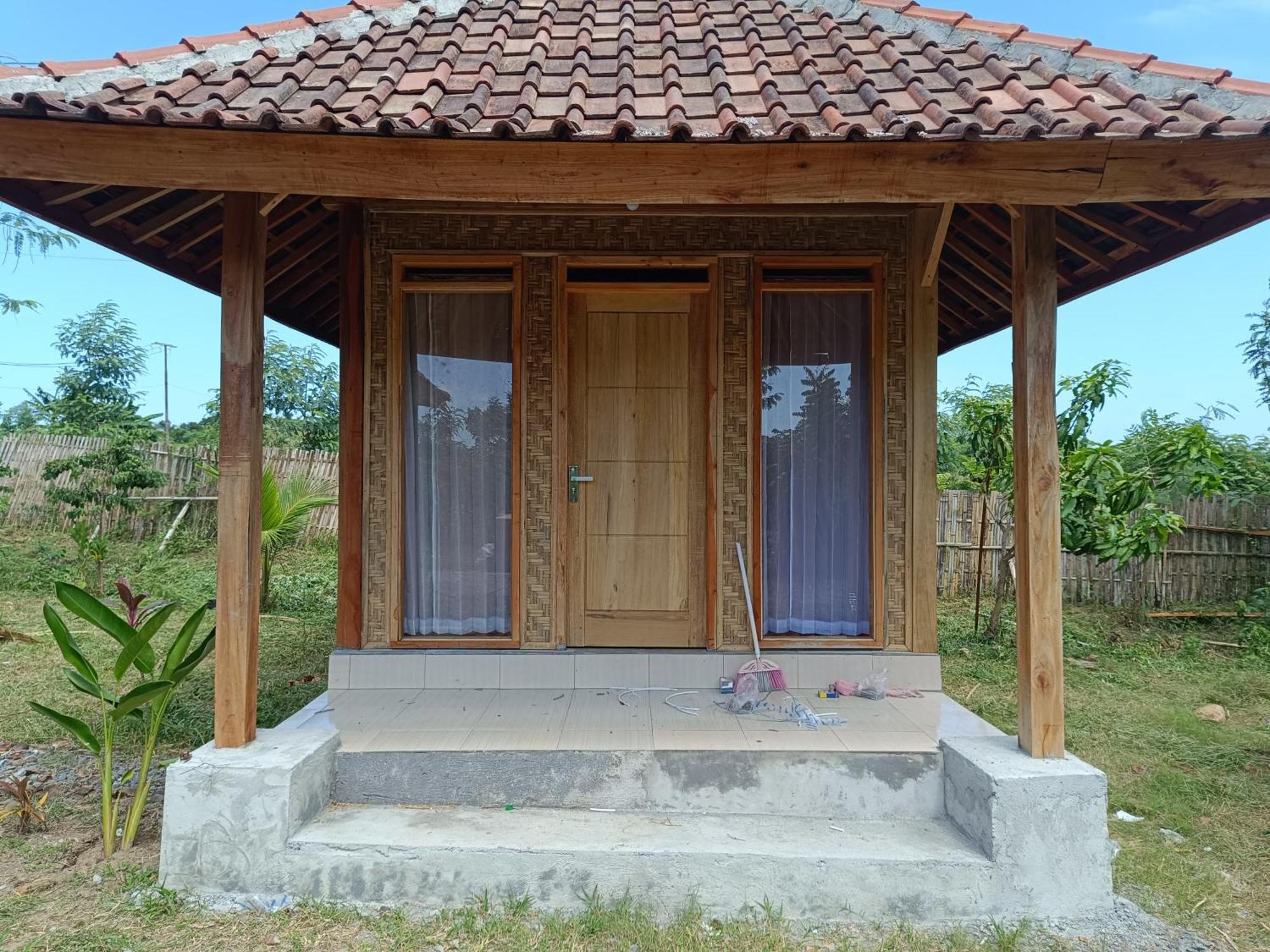 Hotel Melody Surf - Ekas Lombok Exterior foto